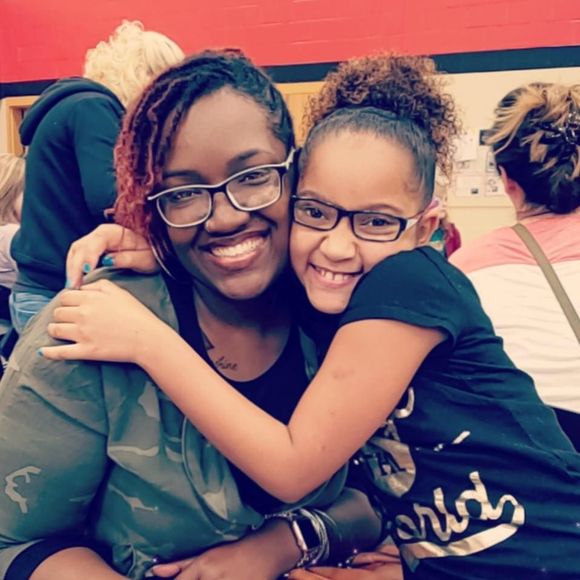 Meet your Posher, Roni - Picture 1 of 1